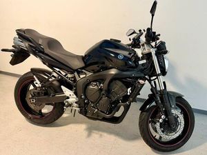 YAMAHA FZ 6 - ABS - BLACK EDITION - VIELE EXTRAS - TOP GARANTIE