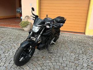 YAMAHA MT03