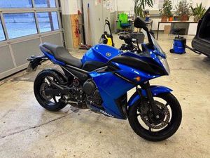 YAMAHA YAMAHA XJ6 DIVERSION F-TOP GEPFLEGT, UNFALLFREI,