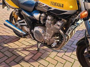 YAMAHA 1300 XJR