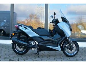 YAMAHA X-MAX 300 TECH MAX + VORFÜHRER