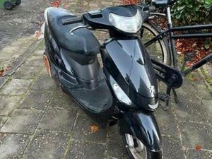 PEUGEOT V CLIC — SCOOTERS | PEUGEOT — MARKTPLAATS