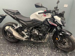 VENDO HONDA CB 500 HORNET (2024 - 25) NUOVA A MILANO (CODICE 9885985) - MOTO.IT