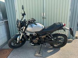 VOGE TROFEO 300 ACX 2400 KM