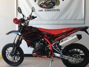 SWM SM 125R - MOTARD E5+ MY25 NERO ROSSO