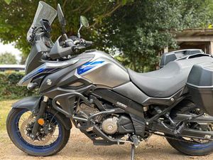 SUZUKI V-STROM 650 XT