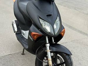 SCOOTER TARGA GIALLA, HONDA X8R 50/70 CC CANTON TESSIN -
