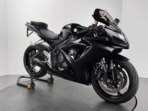 SUZUKI GSX-R 600 *SERVICE NEU