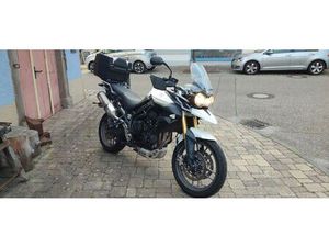 TRIUMPH TIGER 800