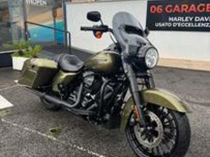 HARLEY-DAVIDSON ROAD KING SPECIAL