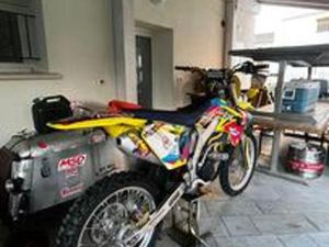 RMZ 250 2010