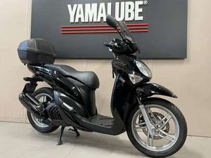 YAMAHA XENTER 125 NERO