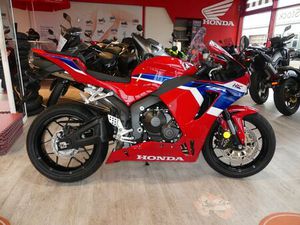 HONDA CBR600RR MIT ABS INCL. ANLIEFERUNG