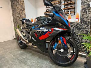 ② TE KOOP BMW///M1000RR 2024BJ CARBON/// NEW 00000 KM