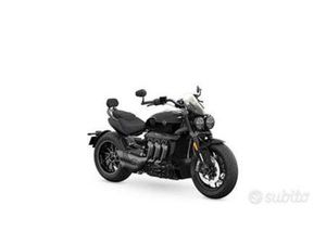 TRIUMPH ROCKET III STORM R
