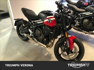 TRIUMPH TRIDENT 660 ABS