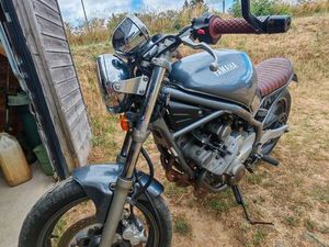 600 XJN YAMAHA