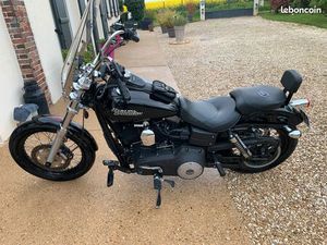 HARLEY DAVIDSON DYNA STREET BOB 1584 NOIR