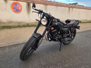 MMOTO 125 CC ARCHIVE CAFE RACER