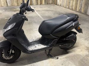 MOTO SCOOTER