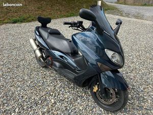 YAMAHA T-MAX 500