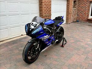 YAMAHA R6 2010