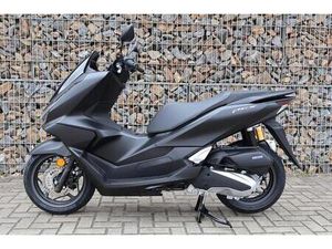 HONDA PCX 125 / NEU 2025 / TAGESZULASSUNG