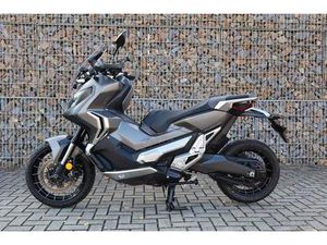 HONDA X-ADV 750 / TOP ZUSTAND