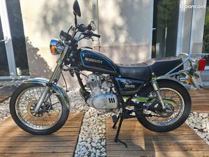 SUZUKI GN 125