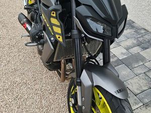 YAMAHA MT09