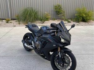 HONDA CBR 650R – 2020 – 18 650KM