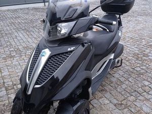 PIAGGIO MP3 YOURBAN 300