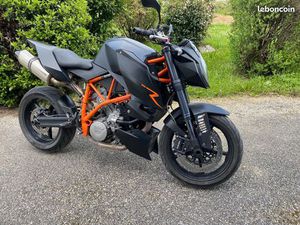 SUPER DUKE 990 R