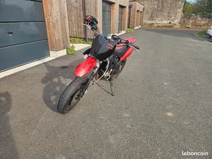 ◊ GILERA 50 CC – SUPERMOT' PRÊTE À ROULER ◊