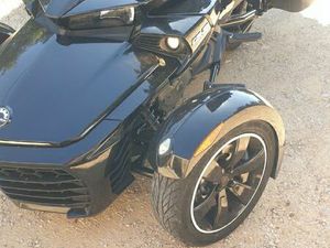 CAN AM SPYDER F 3