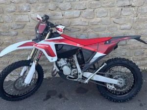 MOTO ENDURO FANTIC 125