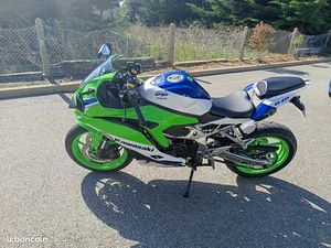 NINJA ZX4RR 40 TH ANNIVERSAIRE 2024 KAWASAKI GARANTIE 2028 1ER MAIN