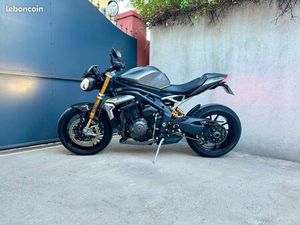 SPEED TRIPLE 1200 RS