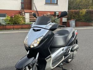 XMAX 125