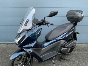 KYMCO SKYTOWN 125