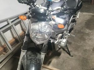YAMAHA FZ6