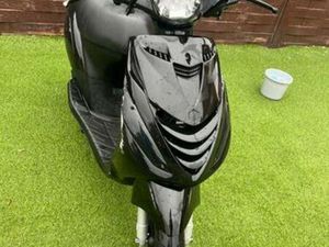 PIAGGIO ZIP IGET — SCOOTERS | PIAGGIO — MARKTPLAATS