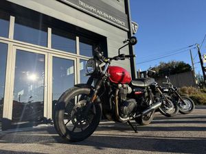 TRIUMPH STREET TWIN 900 2020 900 CM3 | MOTO ROUTIÈRE | 17 700 KM | ROUGE | 13240 SEPTEMES LES VALLONS