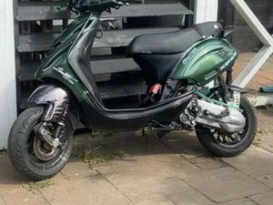 ZIP 172CC AC LX BLOK — SCOOTERS | PIAGGIO — MARKTPLAATS