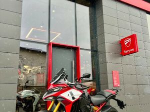 DUCATI MULTISTRADA V4 PIKES PEAK - PO SERVISE, V ZÁRUCE