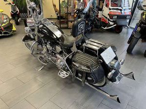 HARLEY-DAVIDSON SOFTTAIL BAD BOY FXSTSB SCHWARZ