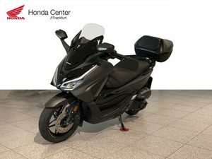 HONDA FORZA 125