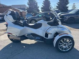 2013 CAN-AM SPYDER RT LIMITED ~ CAN-AM SPYDER ~ RT LTD ~ AKRAPOV