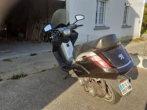 PEUGEOT SATELIS COMPRESSOR 125
