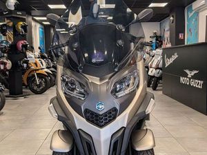 PIAGGIO MP3 530 HPE EXCLUSIVE GRIS CLOUD